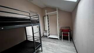 Гостиница Cпа Клевер Клин Кровать в улучшенном двухместном двухярусном номере (Комната 1)-1