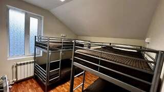 Гостиница Cпа Клевер Клин Кровать в 4-х местном номере-9